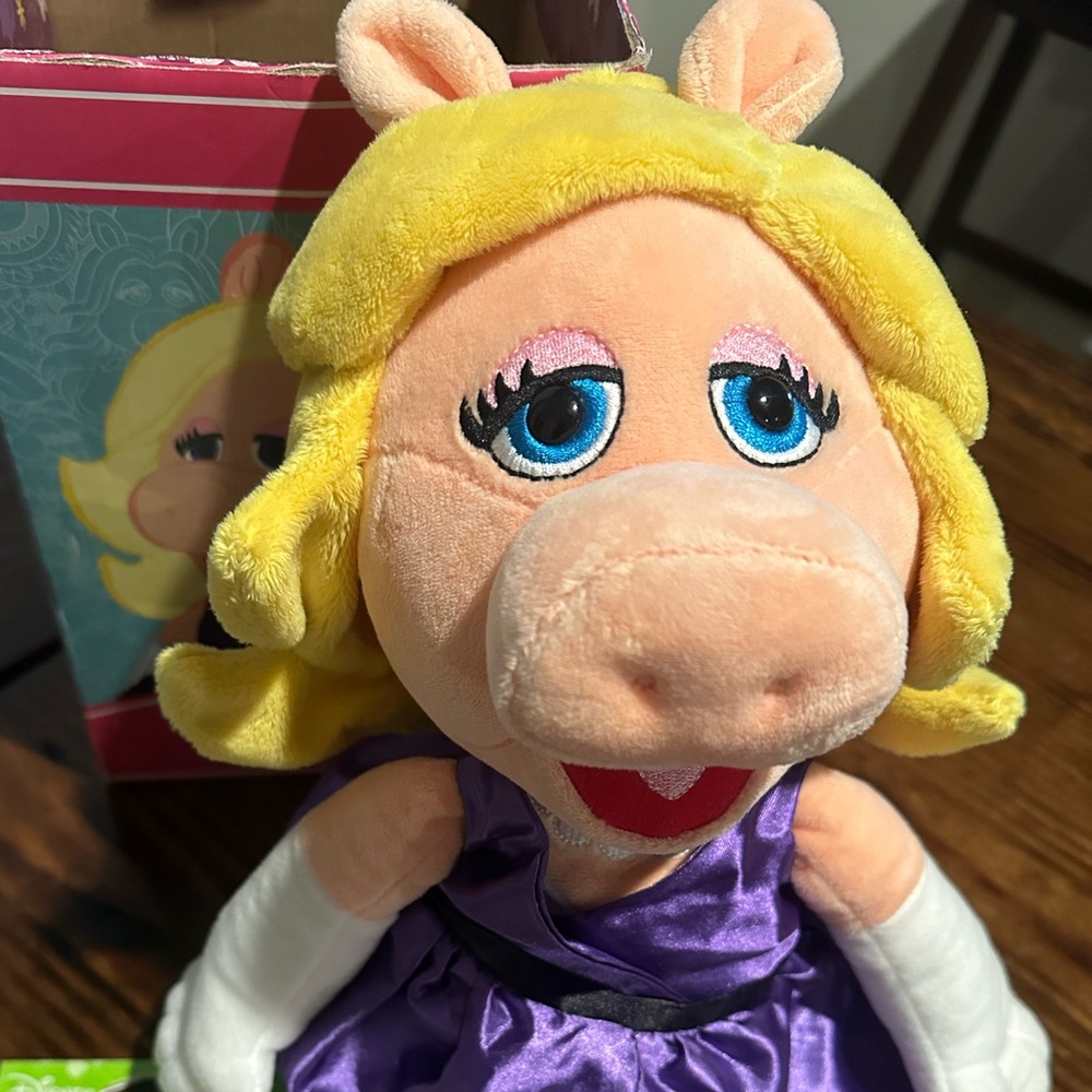 Scentsy Buddy Disney Muppets Miss Piggy